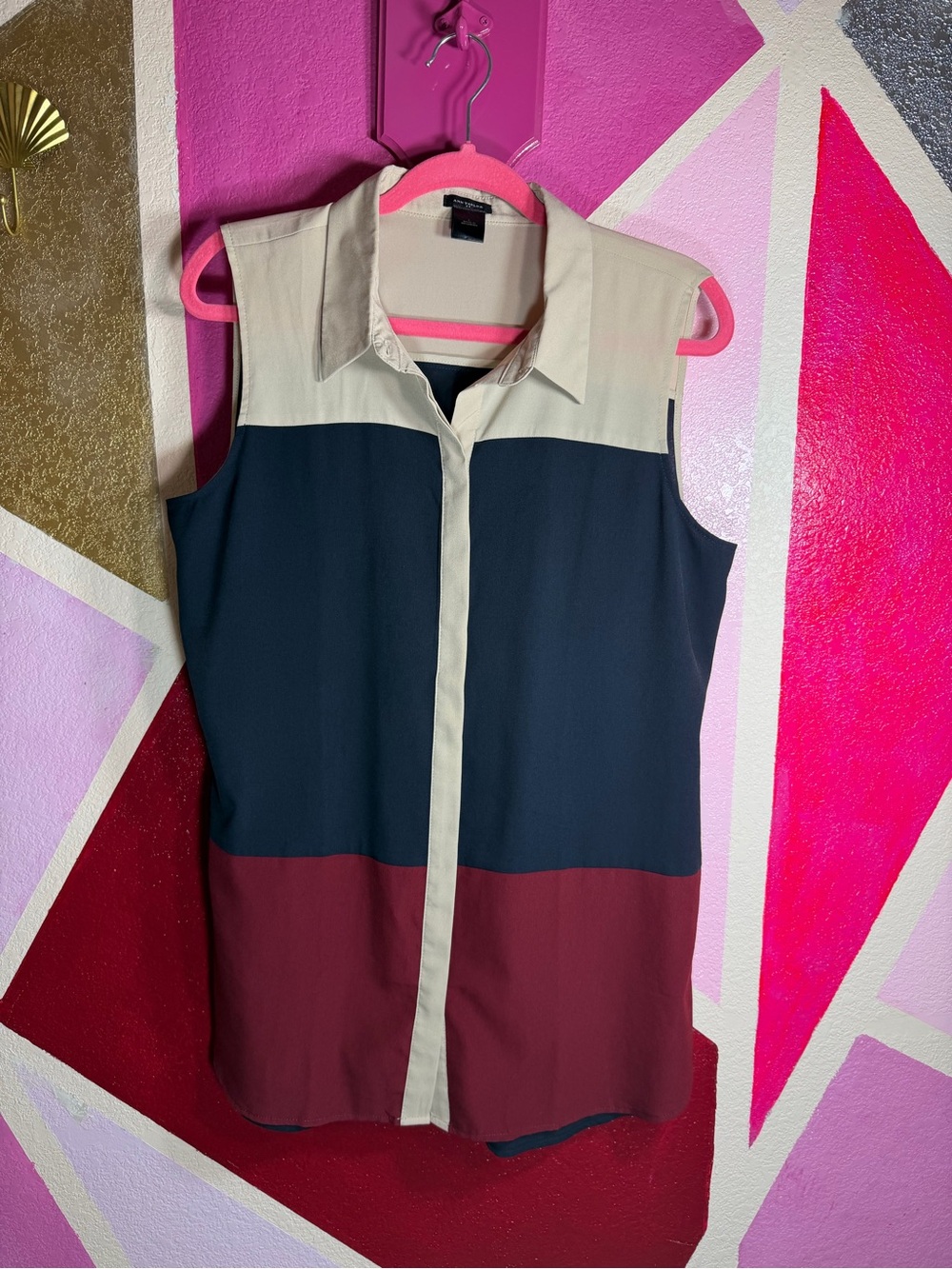 Ann Taylor Colorblock Sleeveless Button-Up — Sz L
